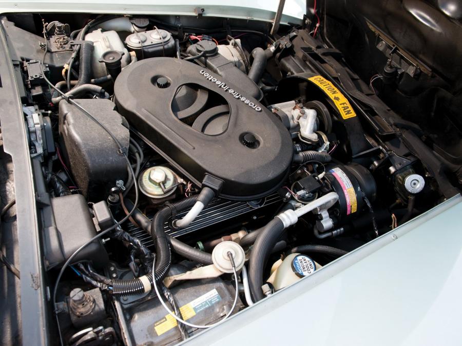  Chevrolet Corvette 1980 года  (фото 19 из 25)